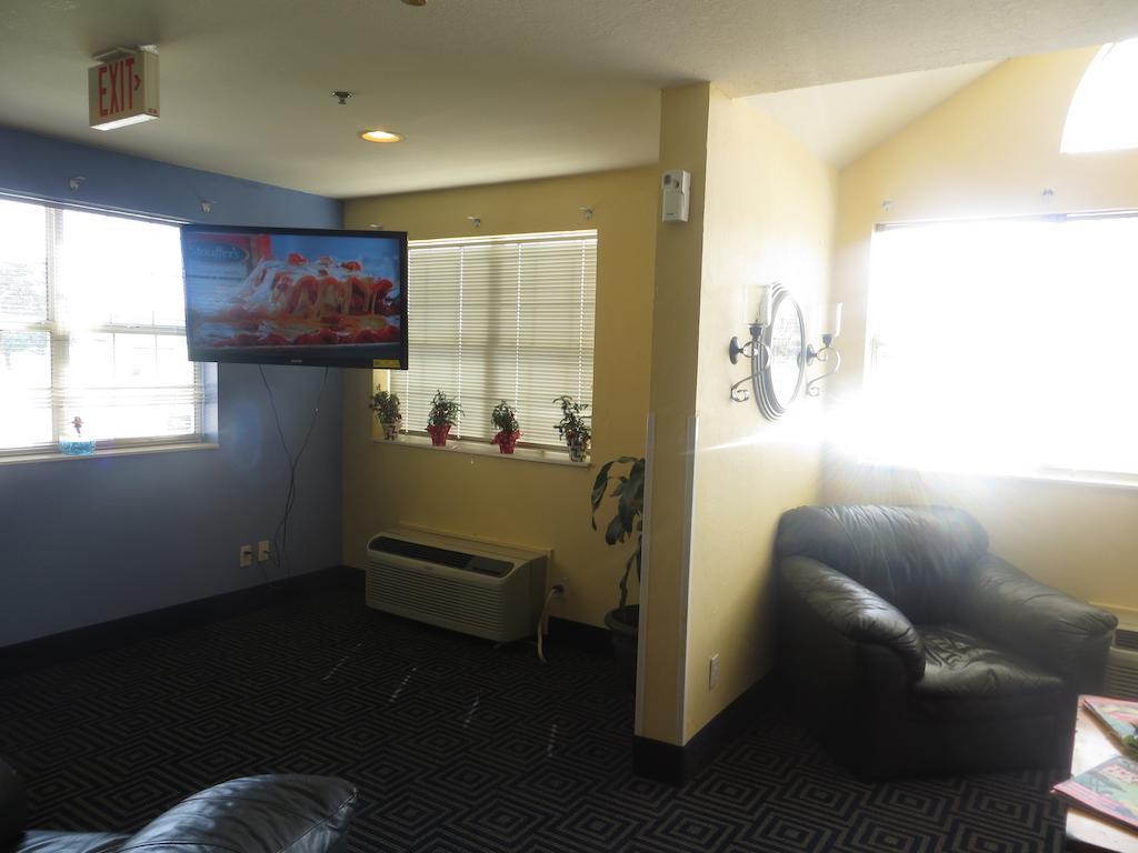 Days Inn Pryor Creek Kültér fotó